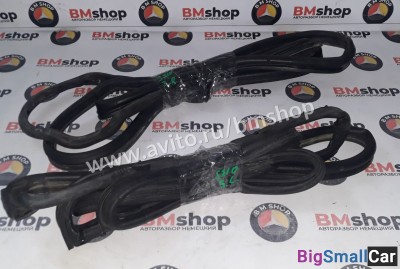 Уплотнитель задней двери Мерседес S210 из Японии