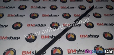 Молдинг задней левой двери Мерседес W210