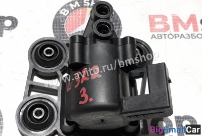 Клапан пневмоподвески задний Range Rover L322