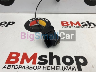 Камера заднего вида Mercedes S350 2008 W221 272965 A2218203397