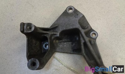 Кронштейн сопут. товар от Toyota CorollaVerso E121, R10 2004-2009 - купить Твердилово