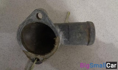 Крышка термостата от Mitsubishi Pajero, Montero 2 1991-2004