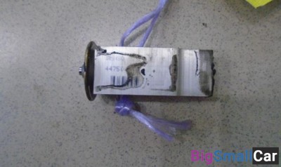 Клапан кондиционера от Mitsubishi Pajero, Montero 3 1999-2006