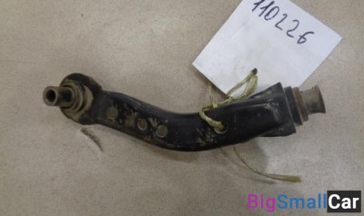 Кронштейн передней балки правый от Nissan March K12 2002-2010