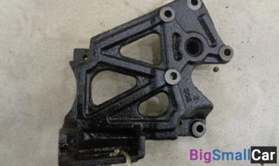 Кронштейн кондиционера от Mitsubishi Galant EA 1996-2003