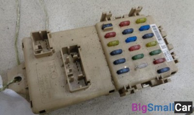 Блок предохранителей салонный от Subaru Outback BH 1999-2003