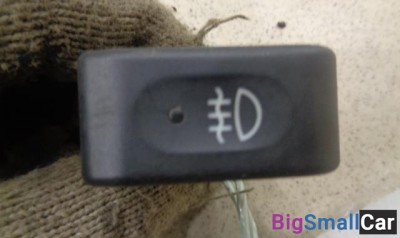 Кнопка задних противотуманных фонарей от Land Rover Discovery 2 1998-2004