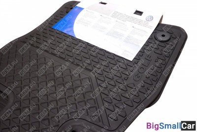 Комплект передних ковриков на Golf VII