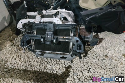 Передняя панель телевизор Mitsubishi Outlander xl