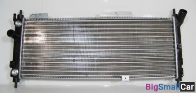 Радиатор охлаждения Опель Корса 1993 склад16