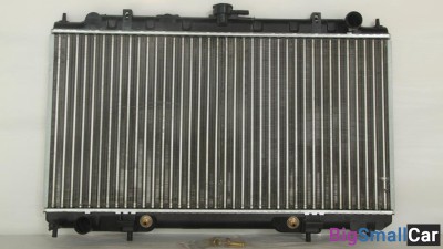 Радиатор охлаждения nissan bluebird U14 склад16 Радиатор охлаждения nissan bluebird U14 склад16