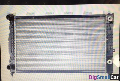 Радиатор охлаждения Ауди А4 1995 склад16