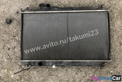 Радиатор охлаждения honda civic 5D