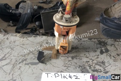 Бензонасос Toyota Platz