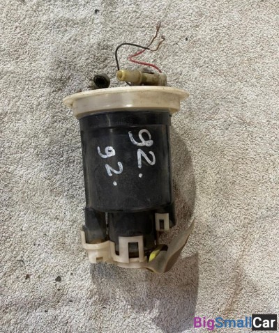 Насос топливный Mitsubishi Lancer