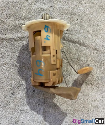 Насос топливный Nissan Sunny FB15