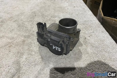 Дроссельная заслонка Nissan Primera P12