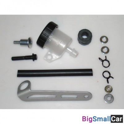 Тормозной бачок BREMBO с крепежём 110A26385