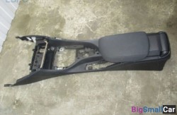 Центральная консоль (подлокотник) (51 Оснащение Кузов) 51169285145 Центральная консоль (подлокотник) (51 Оснащение Кузов) 51169285145