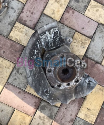 Цапфа поворотный кулак BMW 7 Е65/ Е66