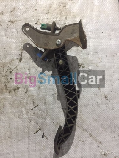 Педаль сцепления Renault Megane 2 рено меган 2