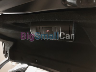 Автоматический доводчик багажника на Volkswagen Sharan